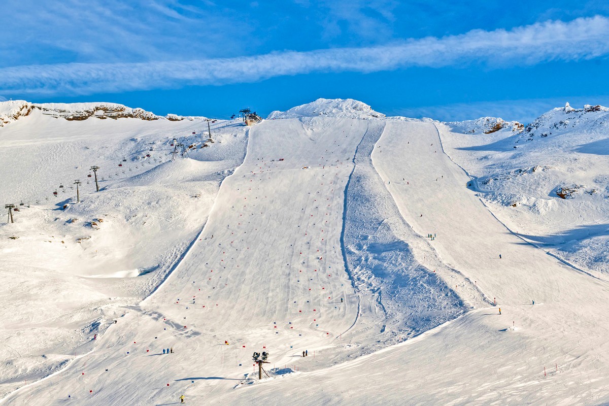 Sommerskilauf am Mölltaler Gletscher auf 3.000m Seehöhe - eine tolle Instagram-Location