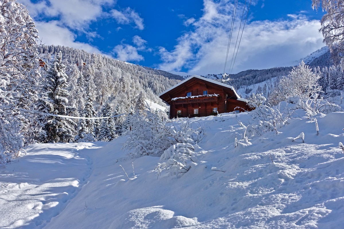 Almchalet Goldbergleiten im Hochwinter | © Almchalet Goldbergleiten