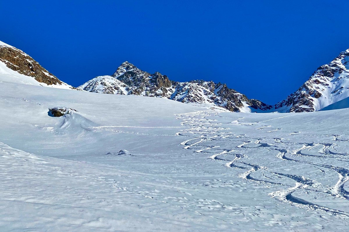 Tiefschnee-Abfahrt vom Keeskopf (3.081m) / Schober-Gruppe | © Marco Schiefer