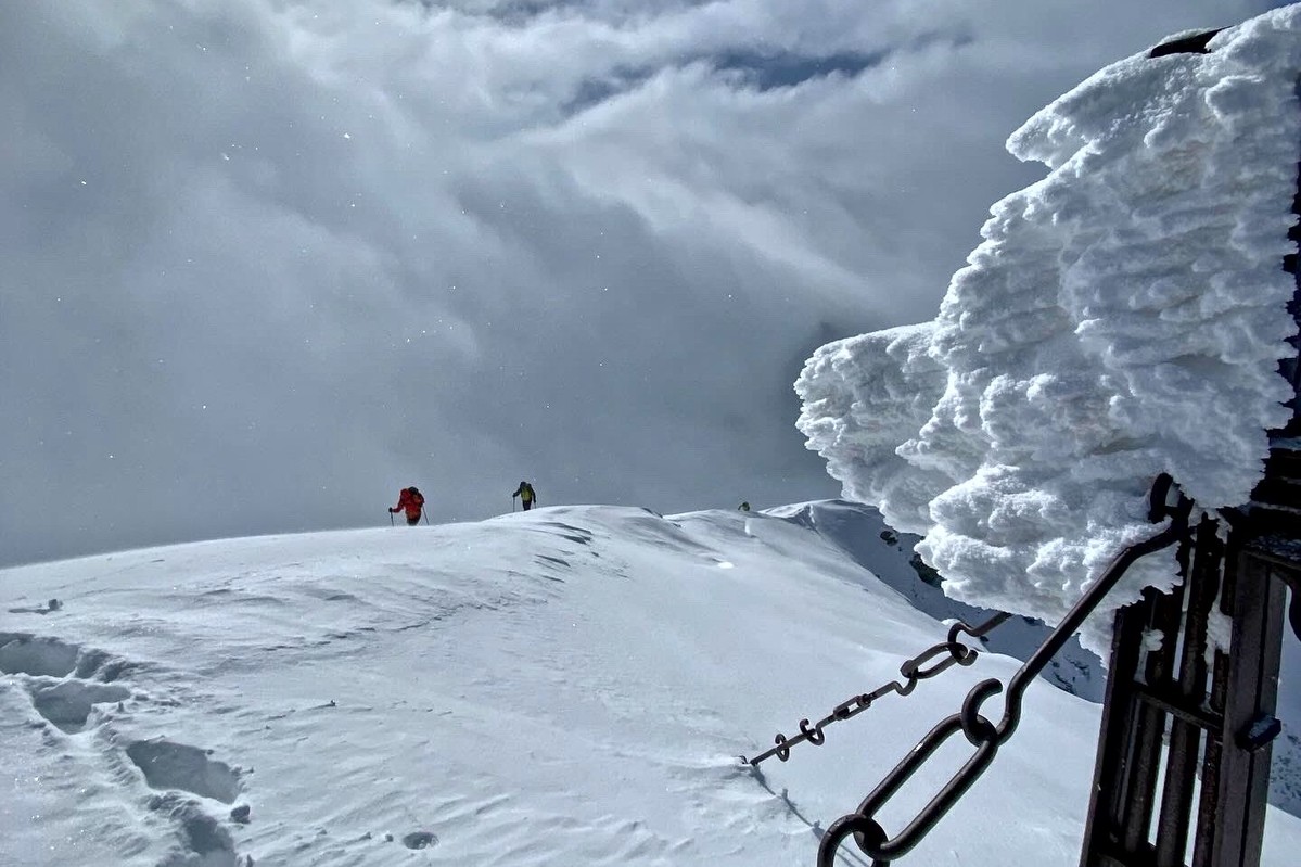 Himalaya-Feeling inklusive! Stellkopf-Gipfel (2.852m) im Hochwinter | © Marco Schiefer