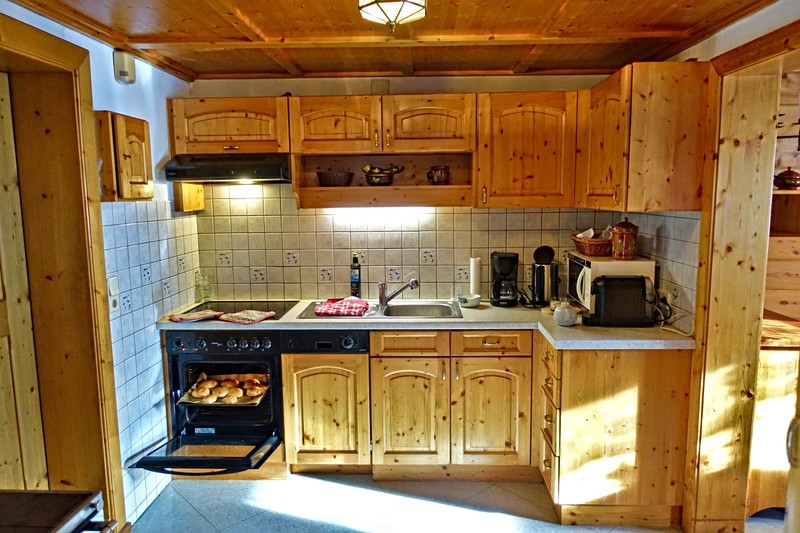 Cucina di campagna perfettamente arredata