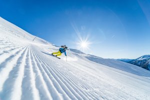 Wo Kitzbühel aufhört, fangen wir erst an - Schneesichere Sonnenpisten oberhalb der 2000er-Grenze