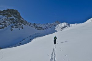 Anspruchsvolle Touren in die kaum begangene Schober-Gruppe, oder genussvoll ins Goldberg-Massiv, quasi ab unserer Haustüre